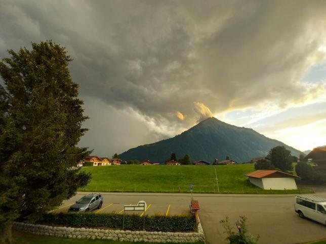 Hotel Restaurant Sunnmatt Aeschi Bei Spiez 외부 사진