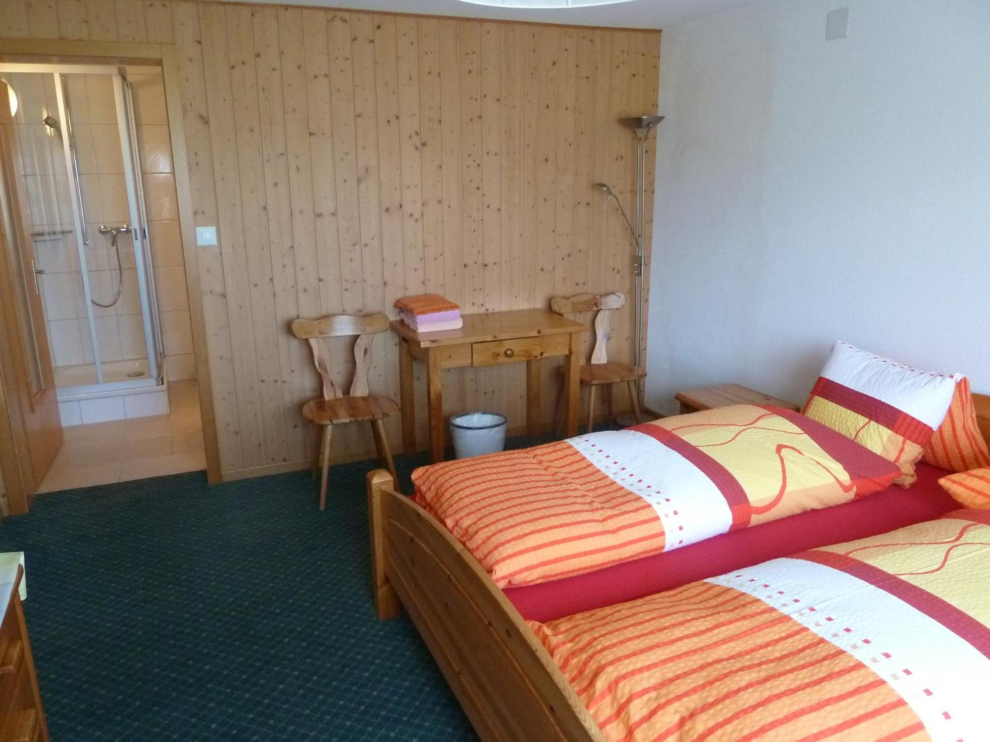 Hotel Restaurant Sunnmatt Aeschi Bei Spiez 외부 사진
